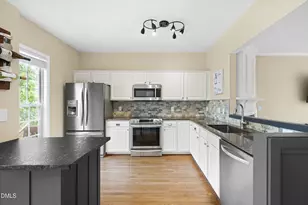 5500 Jeanette Marie Ln, Raleigh, NC 27613 - Photo 10