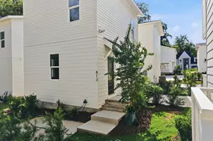 2819 Wilcox Pl, Raleigh, NC 27607 - Photo 12
