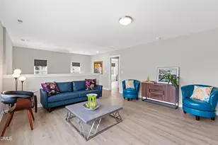 916 Market House Wy, Cary, NC 27518 - Photo 30
