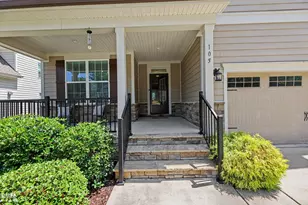 105 Demond Cir, Cary, NC 27513 - Photo 2