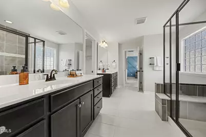 105 Demond Circle, Cary, NC 27513 - Photo 18