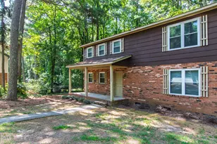 128 Rainbow Ct, Cary, NC 27511 - Photo 4