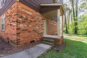 128 Rainbow Ct, Cary, NC 27511 - Photo 38