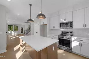 717 Mirkwood Ave, Apex, NC 27523 - Photo 2