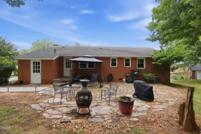 305 Meadowbrook Drive, Burlington, NC 27215 - Photo 26