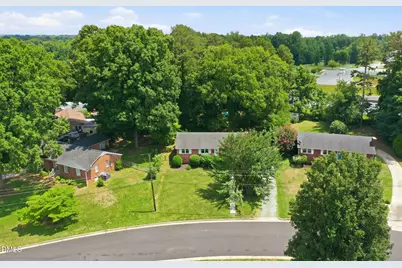 305 Meadowbrook Drive, Burlington, NC 27215 - Photo 30