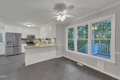 912 Stable Ridge Drive, Holly Springs, NC 27540 - Photo 8