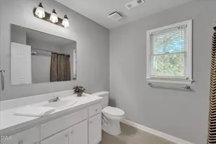 912 Stable Ridge Dr, Holly Springs, NC 27540 - Photo 18