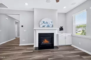 205 Summer Ranch Dr, Fuquay-Varina, NC 27526 - Photo 6