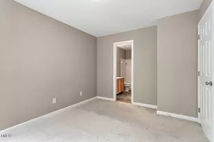 209 Trailview Dr, Cary, NC 27513 - Photo 22