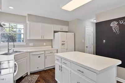 209 Trailview Drive, Cary, NC 27513 - Photo 10