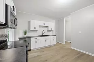 200 N 17th St, Erwin, NC 28339 - Photo 14