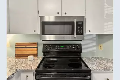 1101 Esher Court, Raleigh, NC 27609 - Photo 8