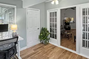 1101 Esher Ct, Raleigh, NC 27609 - Photo 12