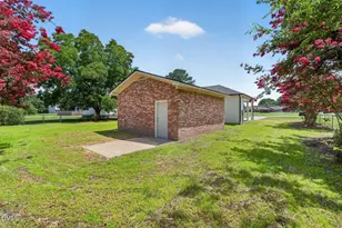 175 Tracy Ln, Dunn, NC 28334 - Photo 32