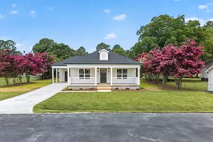 175 Tracy Ln, Dunn, NC 28334 - Photo 1