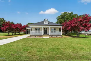 175 Tracy Ln, Dunn, NC 28334 - Photo 2
