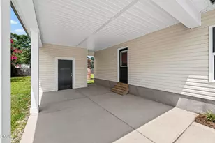 175 Tracy Ln, Dunn, NC 28334 - Photo 6
