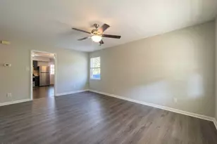 601 Larchwood Dr, Durham, NC 27713 - Photo 2