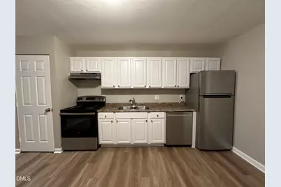 1113 Upchurch Street #C, Raleigh, NC 27610 - Photo 6
