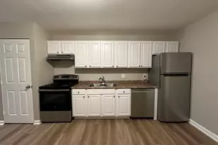 1113 Upchurch St, Raleigh, NC 27610 - Photo 6