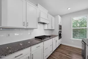 431 Forestview Crst Wy, Fuquay-Varina, NC 27526 - Photo 6