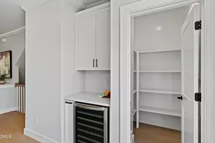 1501 Draper Vw Lp, Raleigh, NC 27608 - Photo 18