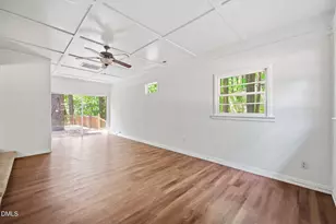 139 Windsor Cir, Chapel Hill, NC 27516 - Photo 10