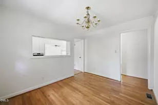 139 Windsor Cir, Chapel Hill, NC 27516 - Photo 12