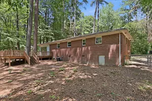 139 Windsor Cir, Chapel Hill, NC 27516 - Photo 24