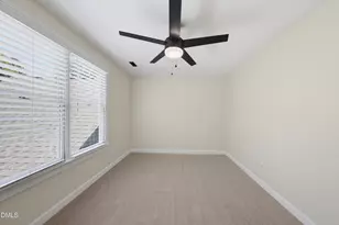 102 Parkside Cir, Chapel Hill, NC 27516 - Photo 26
