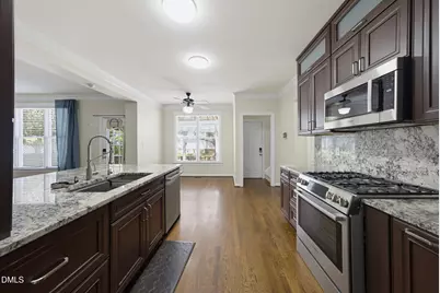 102 Parkside Circle, Chapel Hill, NC 27516 - Photo 12
