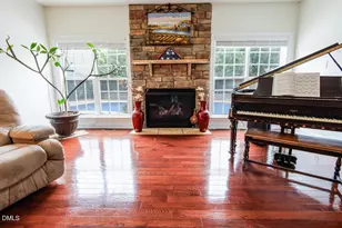 204 Quarryrock Rd, Holly Springs, NC 27540 - Photo 4