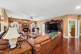 204 Quarryrock Rd, Holly Springs, NC 27540 - Photo 14