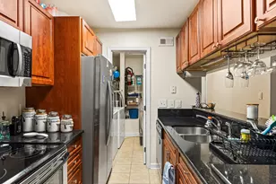 1001 Kingswood Dr, Chapel Hill, NC 27517 - Photo 6