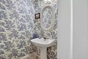 2064 Oxford Rd, Henderson, NC 27536 - Photo 16