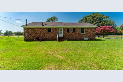 1110 N Webb Street, Selma, NC 27576 - Photo 4