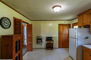 1110 N Webb St, Selma, NC 27576 - Photo 8