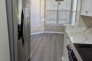 7706 Astoria Pl, Raleigh, NC 27612 - Photo 10