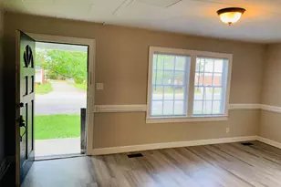 203 Hillsborough Rd, Carrboro, NC 27510 - Photo 6