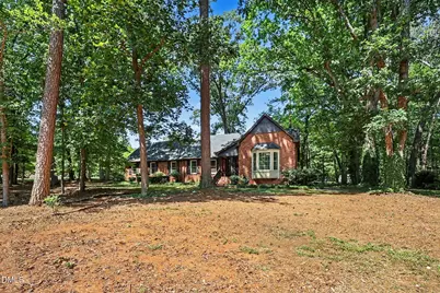 5221 Dutchman Drive, Raleigh, NC 27606 - Photo 4