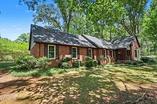 5221 Dutchman Dr, Raleigh, NC 27606 - Photo 4