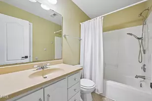 412 W Ballentine St, Holly Springs, NC 27540 - Photo 26