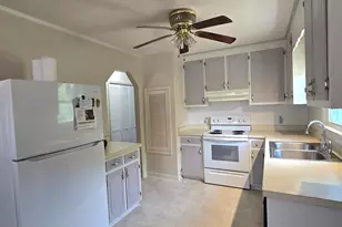 221 Country Ln, Clayton, NC 27520 - Photo 20