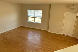 37 Rambler Ln, Durham, NC 27703 - Photo 8