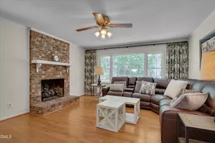 410 Colony Woods Dr, Chapel Hill, NC 27517 - Photo 10