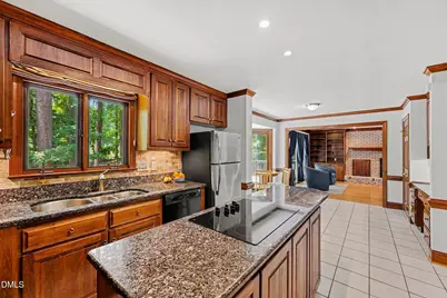 5537 Parkwood Drive, Raleigh, NC 27612 - Photo 8