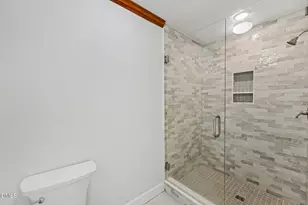 5537 Parkwood Dr, Raleigh, NC 27612 - Photo 18