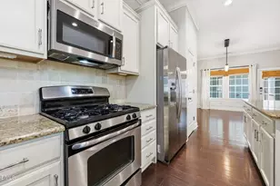 113 Broyles Ct, Holly Springs, NC 27540 - Photo 12
