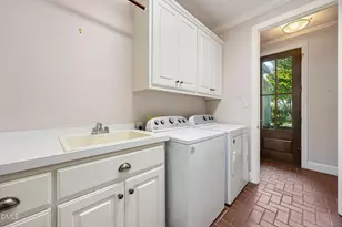 127 Graylyn Dr, Chapel Hill, NC 27516 - Photo 30